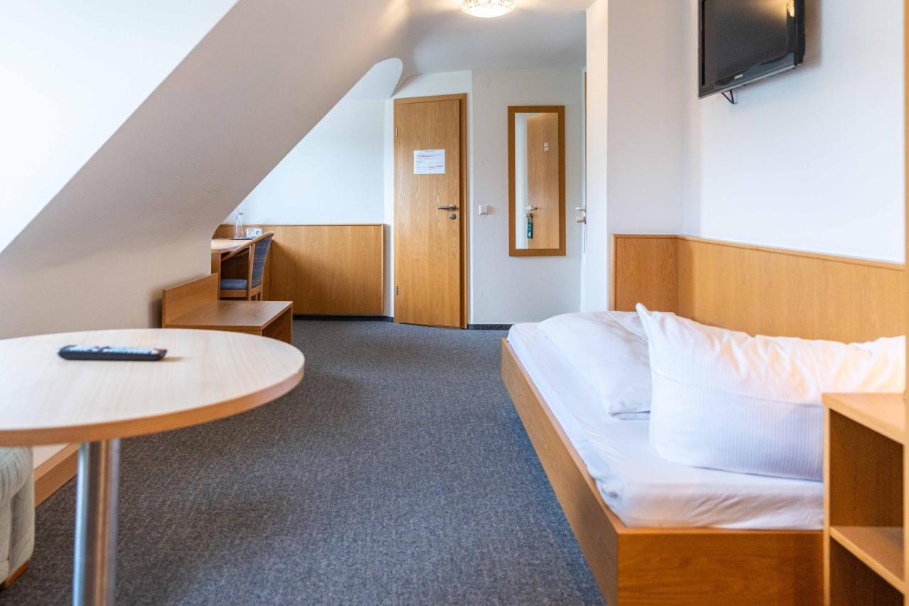 Hotel Am Roemerplatz Ουλμ Εξωτερικό φωτογραφία