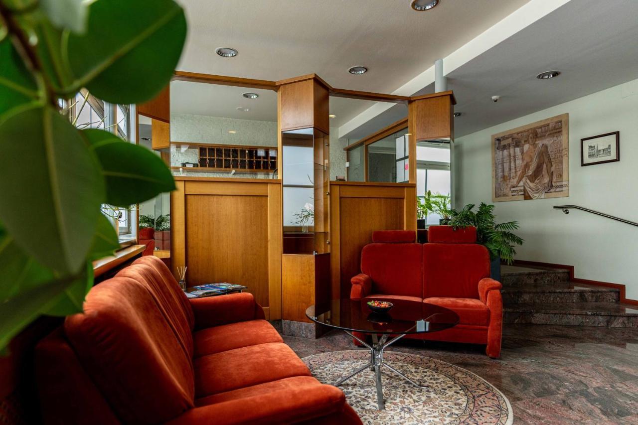 Hotel Am Roemerplatz Ουλμ Εξωτερικό φωτογραφία
