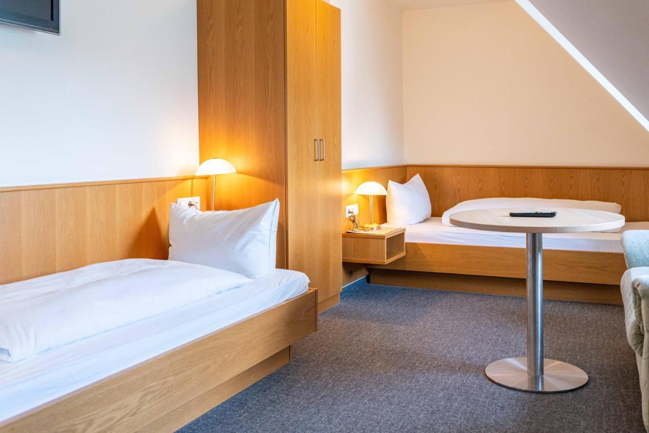 Hotel Am Roemerplatz Ουλμ Εξωτερικό φωτογραφία