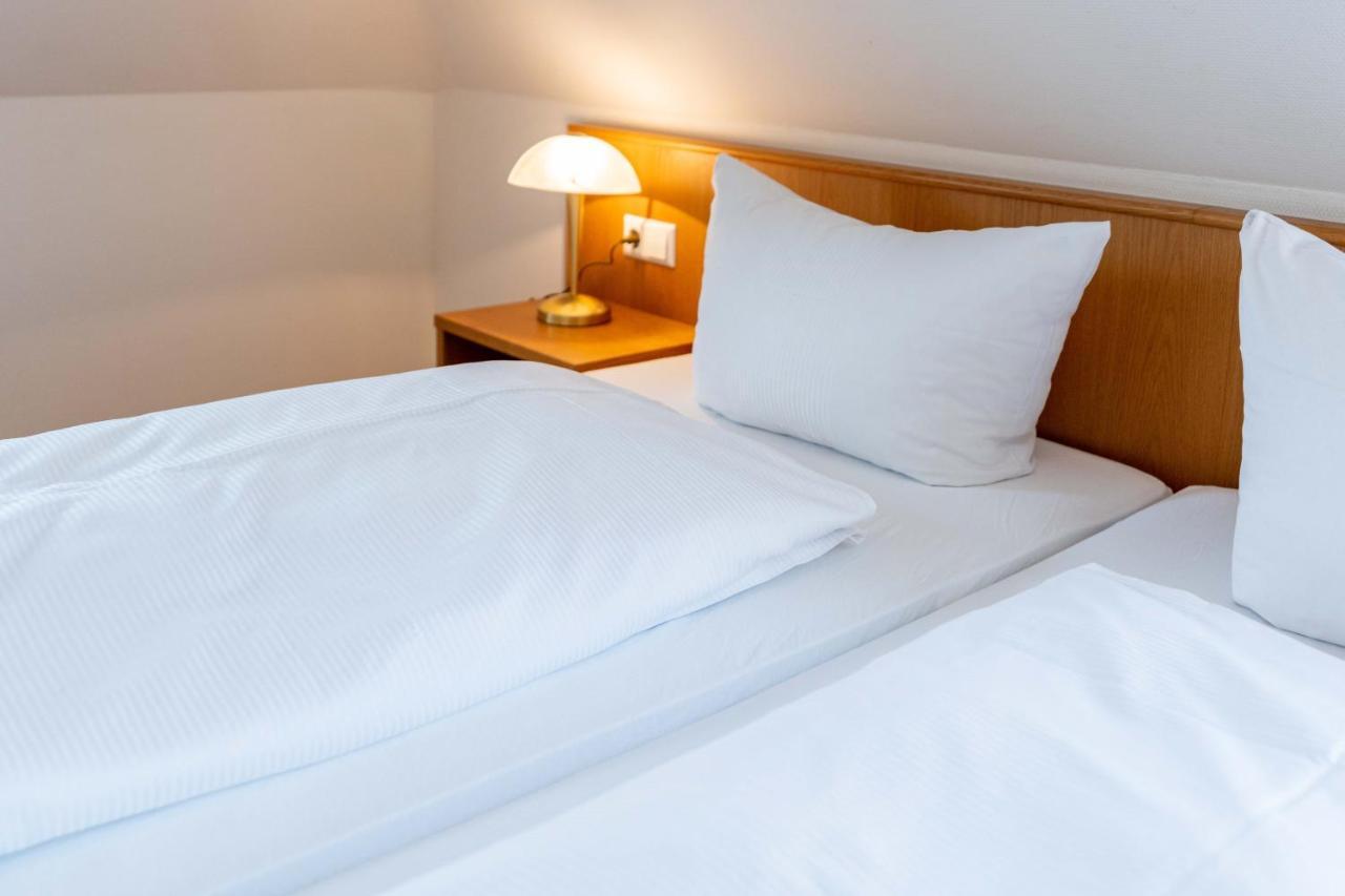 Hotel Am Roemerplatz Ουλμ Εξωτερικό φωτογραφία