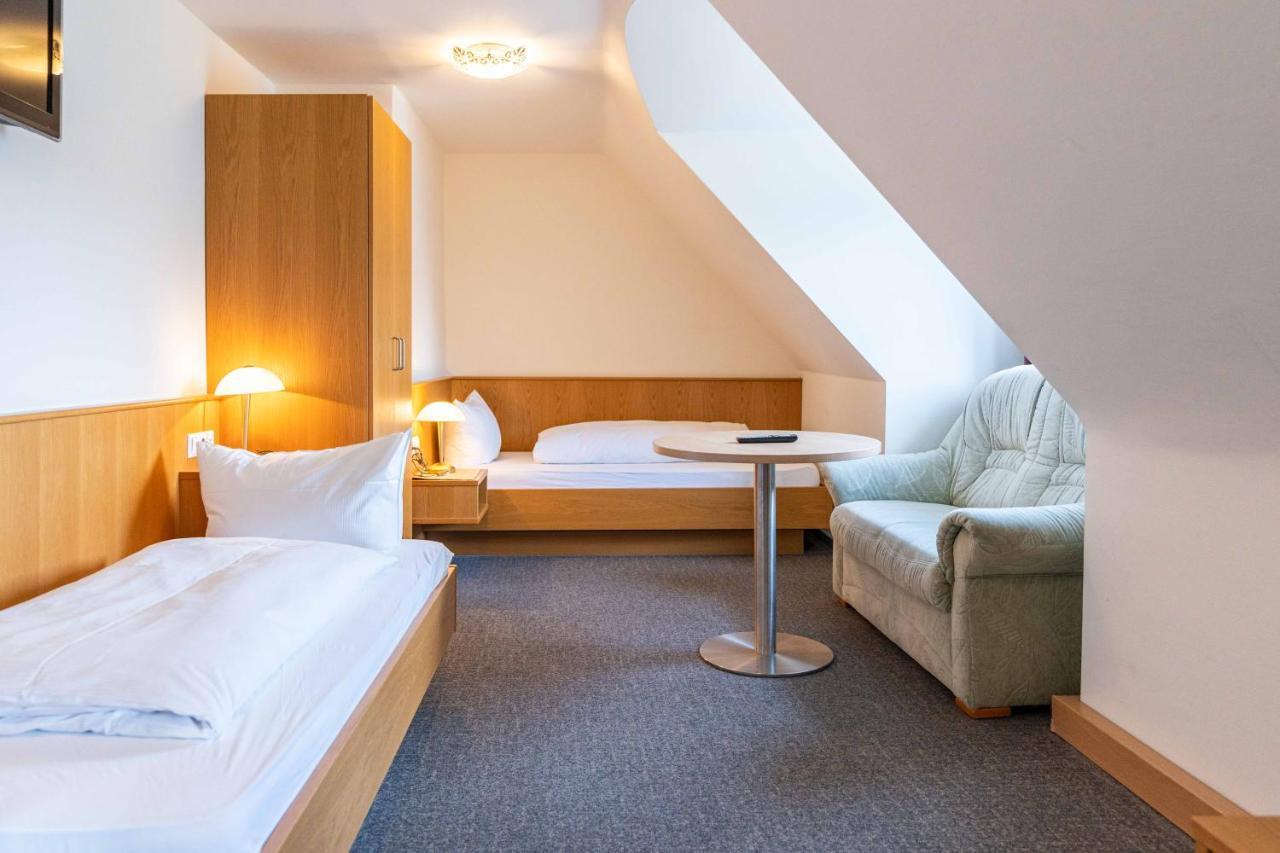 Hotel Am Roemerplatz Ουλμ Εξωτερικό φωτογραφία