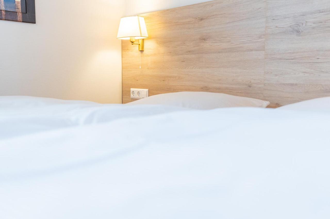 Hotel Am Roemerplatz Ουλμ Εξωτερικό φωτογραφία