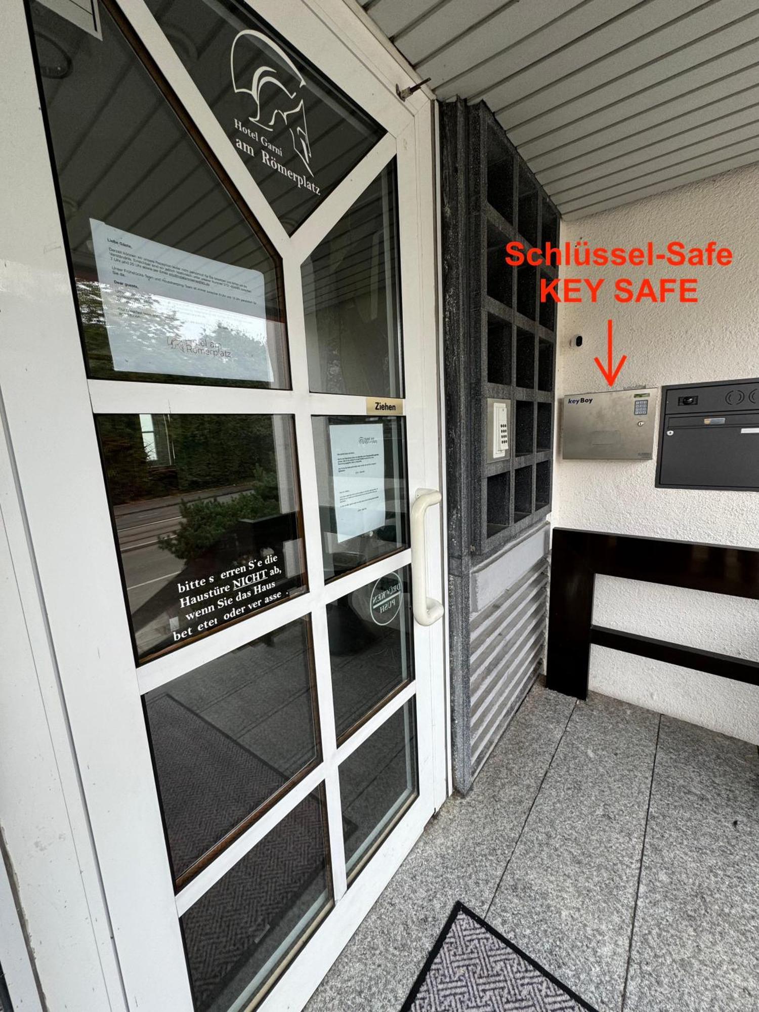Hotel Am Roemerplatz Ουλμ Εξωτερικό φωτογραφία