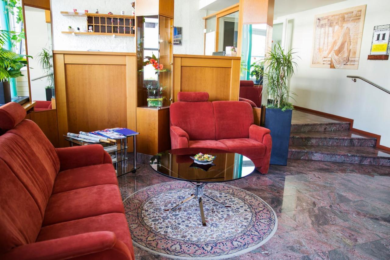 Hotel Am Roemerplatz Ουλμ Εξωτερικό φωτογραφία
